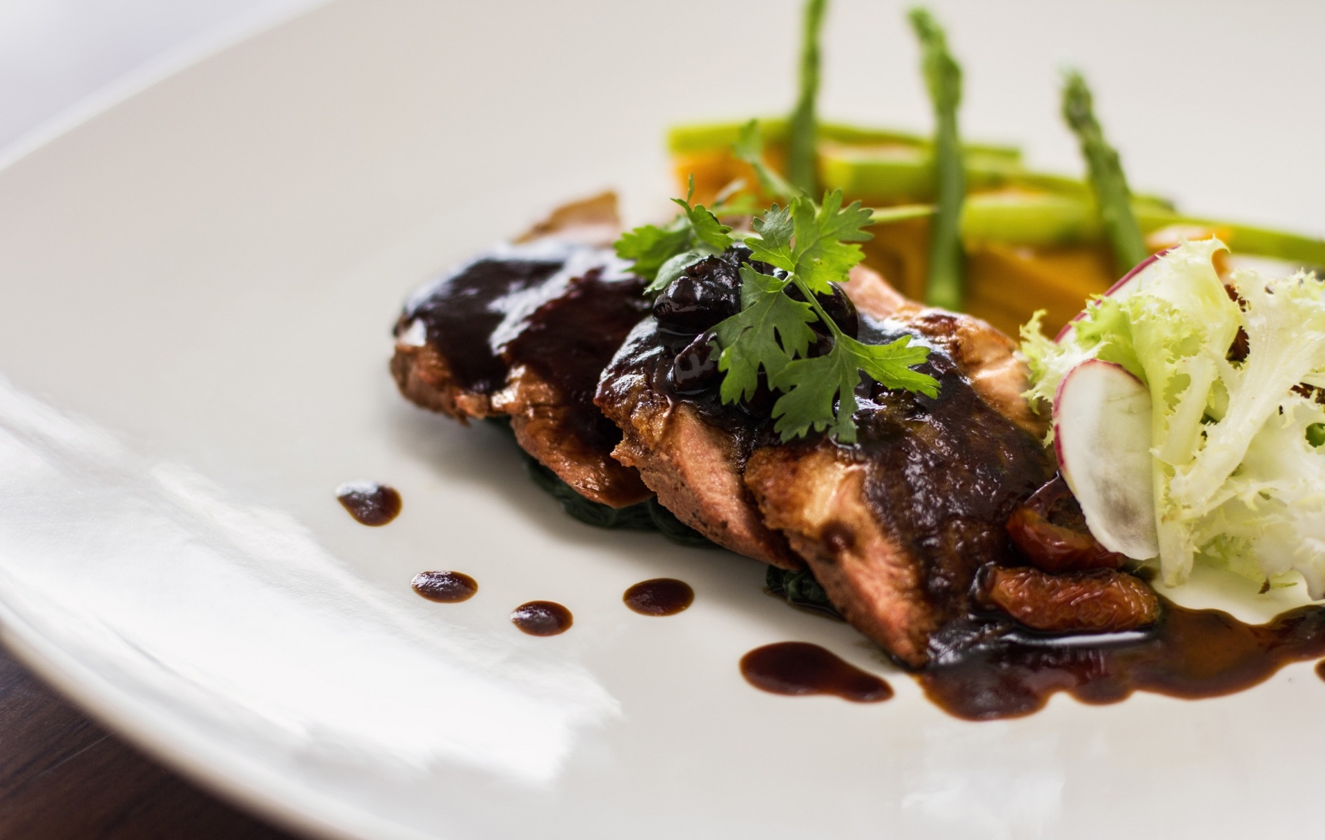 Bài viết giới thiệu về nhà hàng cá chìa vôi