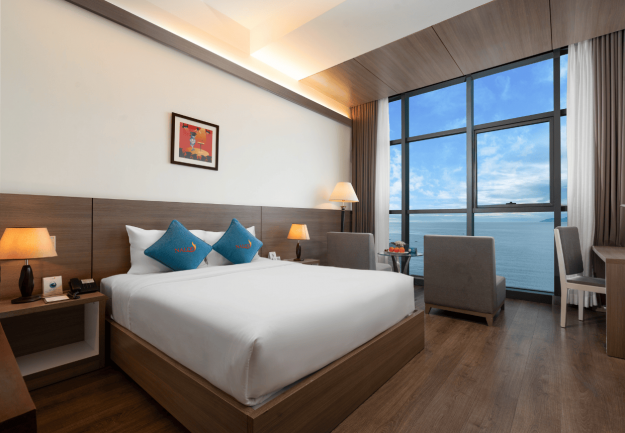 Premier Ocean Room
