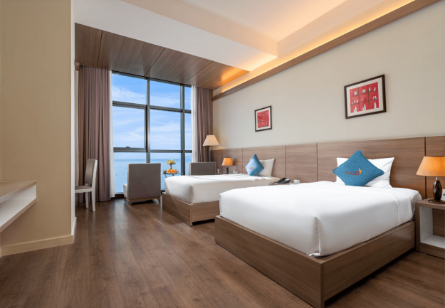SUPERIOR OCEAN ROOM