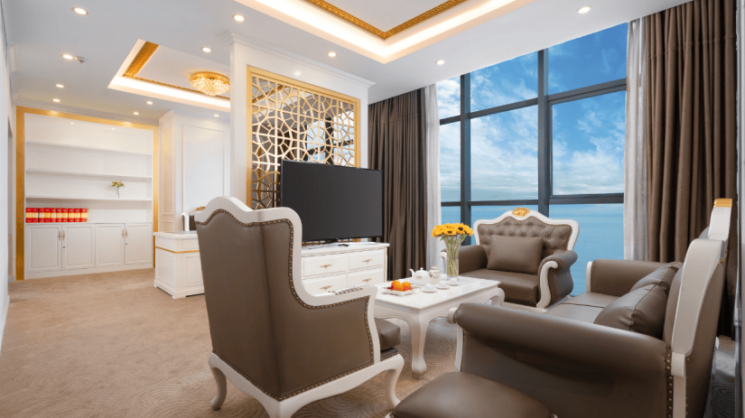 PRESIDENT SUITE